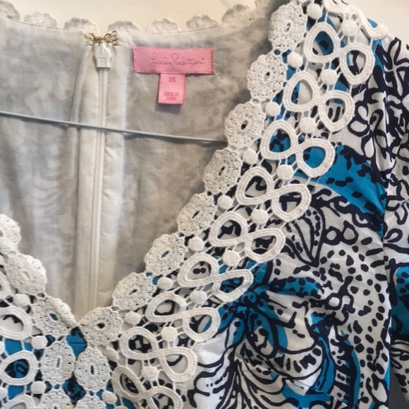 original Lilly Pulitzer dress size XS. - Picture 2 of 3